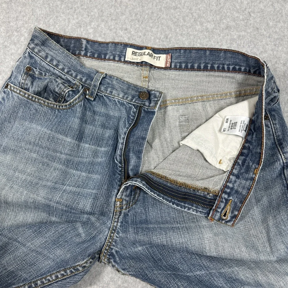 Levi's Y2K 505 Men's Relaxed Fit Faded Denim Jeans Size 36x34(34x33) Whiskered